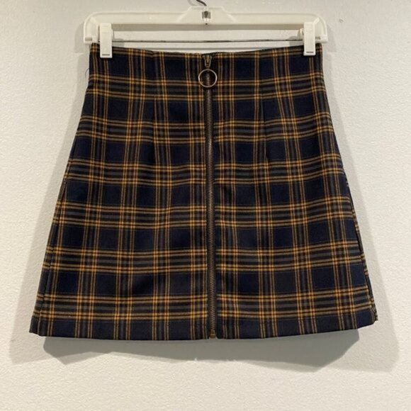 Forever 21 Dresses & Skirts - Forever 21 Navy & Yellow Plaid Skirt Front Functional Zipper Accent - Size Small